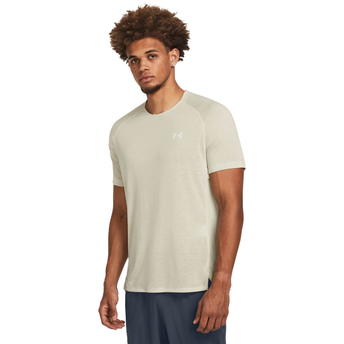 UA LAUNCH TRAIL SHORTSLEEVE